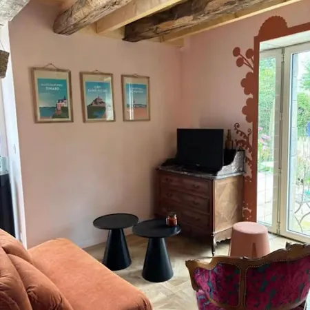 Manoir La Grande Guerais Couette-café Beaussais Sur Mer